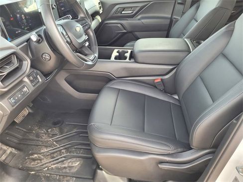 Used 2024 Chevrolet Silverado EV W/T image 13