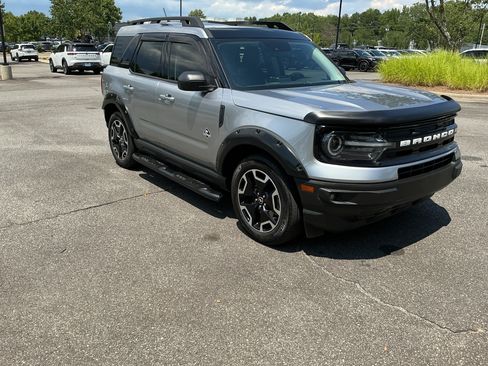 Used 2023 Ford Bronco Sport Outer Banks w/ Tech Package AWD/4WD image 5