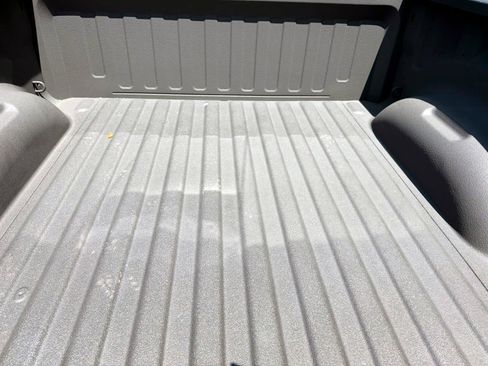 Used 2022 RAM 1500 Big Horn AWD/4WD image 8