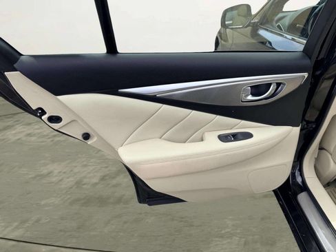 Used 2015 INFINITI Q50 Premium w/ Navigation Package image 18