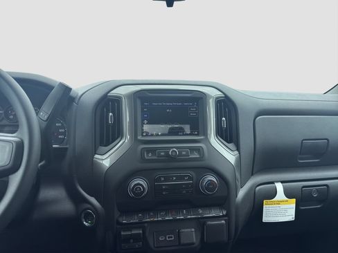Used 2026 Chevrolet Silverado 1500 Custom Trail Boss w/ Midnight Edition AWD/4WD image 15