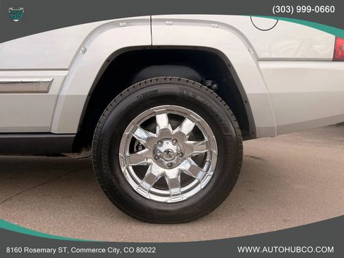 Used 2008 Jeep Commander Overland image 40
