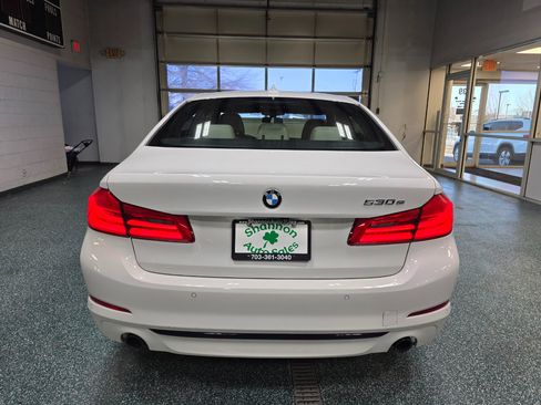 Used 2018 BMW 530e xDrive image 8