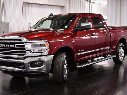 Used 2020 RAM 2500 Laramie image 3