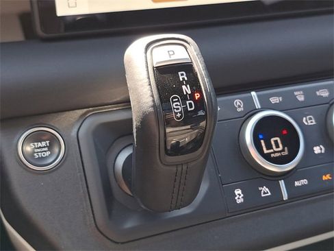 Used 2024 Land Rover Defender 110 S image 16