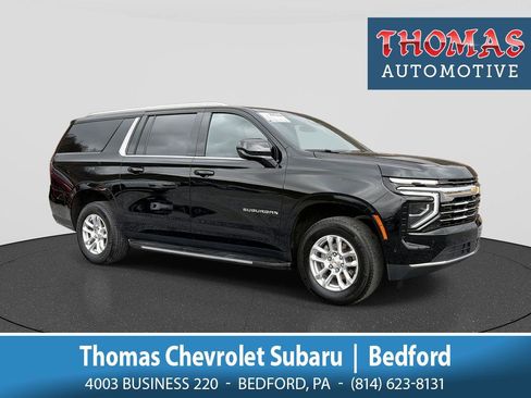 Used 2025 Chevrolet Suburban LT image 1