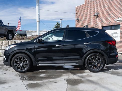 Used 2017 Hyundai Santa Fe Sport w/ 2.0T Ultimate Tech Package 05 FWD image 3