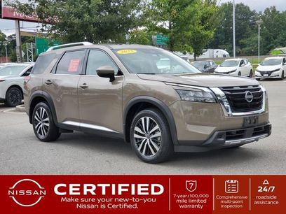 Certified 2025 Nissan Pathfinder Platinum