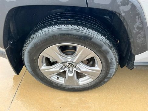 Certified 2024 Toyota RAV4 XLE w/ Convenience Package AWD/4WD image 9