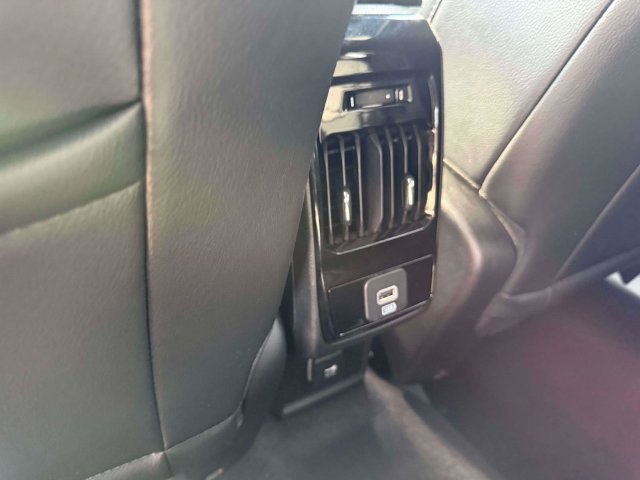 Used 2023 Jeep Compass Limited AWD/4WD image 14