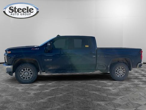 Used 2023 Chevrolet Silverado 2500 LT w/ Texas Edition image 2