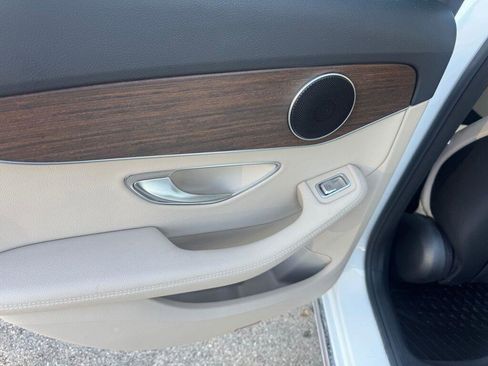 Certified 2020 Mercedes-Benz C 300 4MATIC Sedan image 16