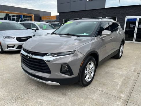 Used 2021 Chevrolet Blazer LT FWD image 3