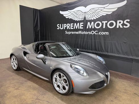 Used 2018 Alfa Romeo 4C Spider w/ Convenience Group - Spider image 23