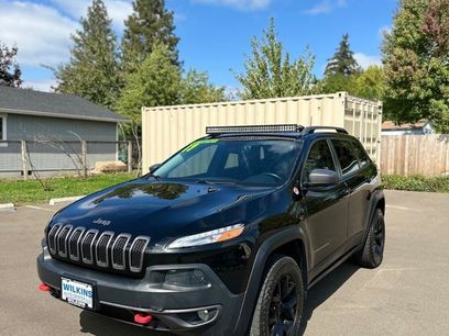 Used 2017 Jeep Cherokee Trailhawk w/ Comfort & Convenience Group