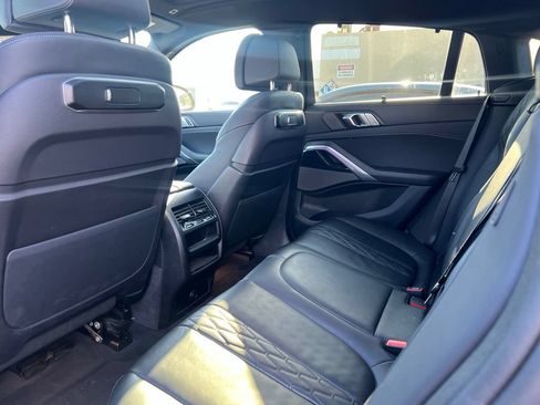 Used 2024 BMW X6 xDrive40i w/ Premium Package AWD/4WD image 10