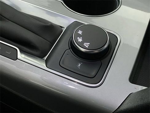 Certified 2024 Chevrolet Blazer LT w/ Convenience Package image 41