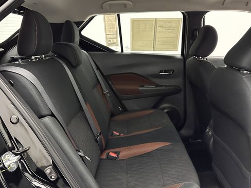 Used 2024 Nissan Kicks SR image 30