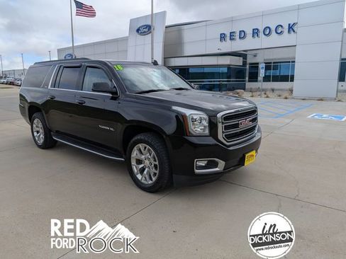 Used 2016 GMC Yukon XL SLT w/ Open Road Package AWD/4WD image 1