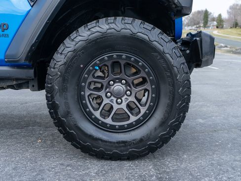 Used 2022 Jeep Wrangler Unlimited Sport image 11