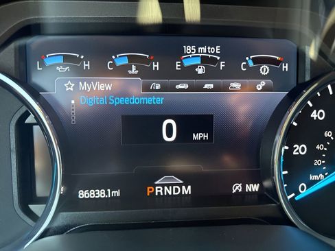 Used 2021 Ford Expedition XLT RWD image 26