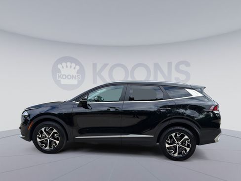Used 2023 Kia Sportage EX AWD/4WD image 2