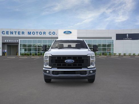 New 2026 Ford F350 XL w/ XL Chrome Package image 6