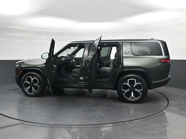 Used 2024 Rivian R1S Adventure Quad AWD/4WD image 33