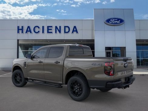 Used 2025 Ford Ranger XLT w/ Black Appearance Package AWD/4WD image 4