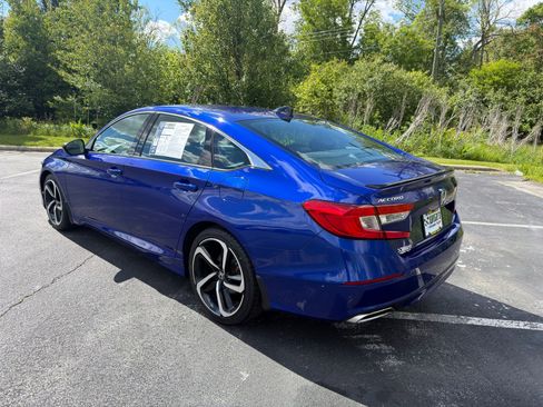 Used 2021 Honda Accord Sport Special Edition image 3