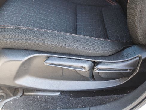 Used 2024 Honda HR-V Sport image 23
