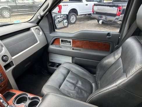 Used 2010 Ford F150 Lariat image 21