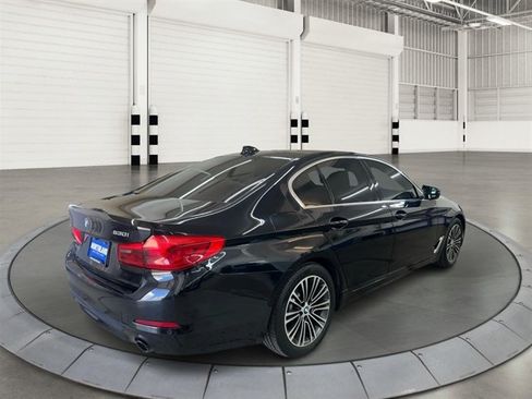 Used 2019 BMW 530i xDrive w/ Convenience Package AWD/4WD image 5