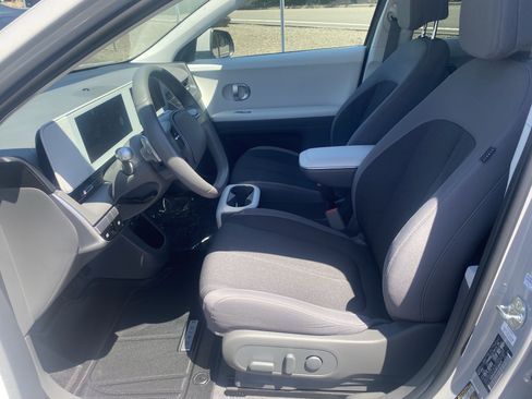 Certified 2024 Hyundai Ioniq 5 SEL RWD image 10