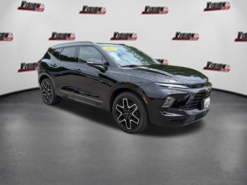 Used 2023 Chevrolet Blazer RS w/ Driver Confidence II Package AWD/4WD image 3