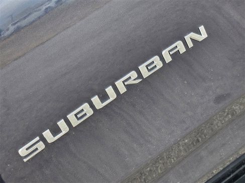 Certified 2024 Chevrolet Suburban LT image 10