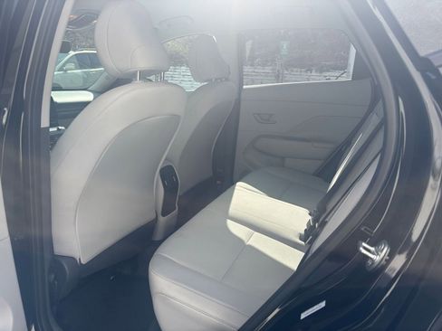 Used 2025 Hyundai Kona SEL image 27