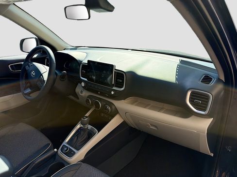 New 2026 Hyundai Venue SEL image 13