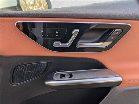 Certified 2026 Mercedes-Benz GLC 300 image 19