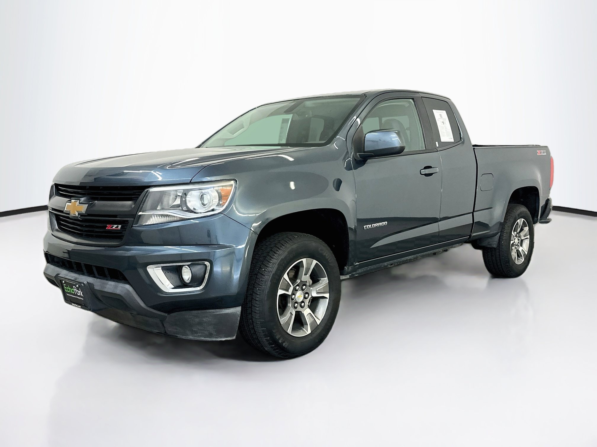 Used 2019 Chevrolet Colorado Z71 AWD/4WD image 3