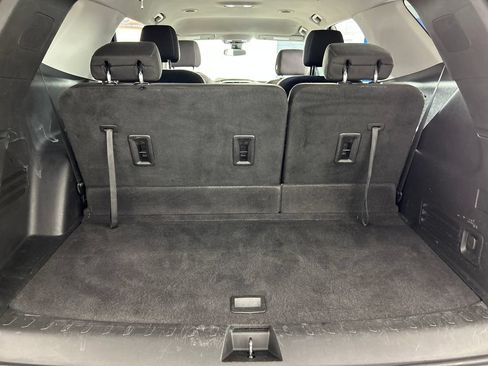 Used 2020 Chevrolet Traverse LT AWD/4WD image 21