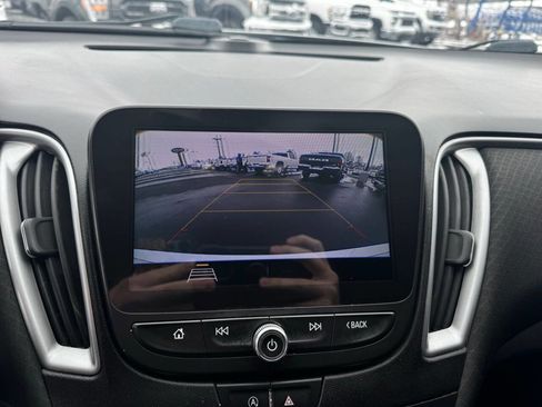 Used 2020 Chevrolet Malibu RS image 24