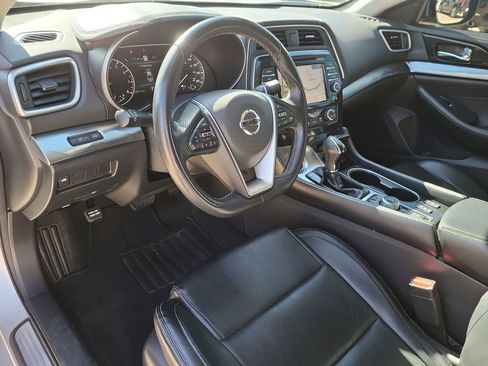 Used 2022 Nissan Maxima SV w/ Floor Mat Group image 10