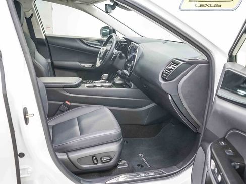 Used 2024 Lexus NX 250 FWD image 17