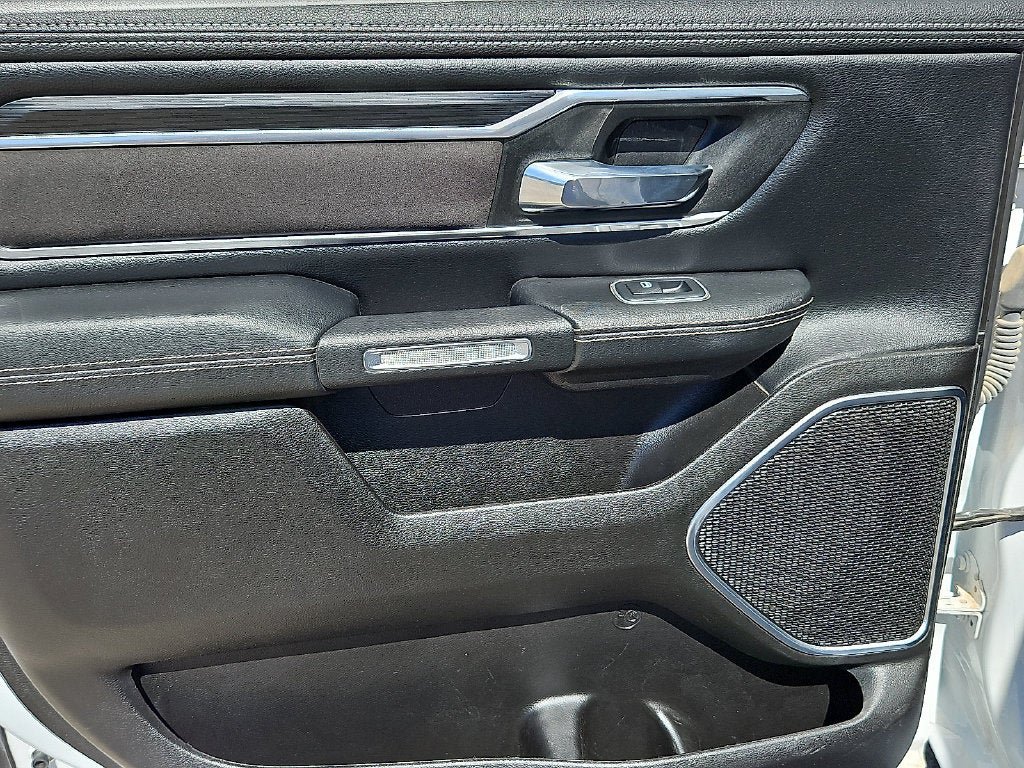 Used 2023 RAM 1500 Laramie RWD image 17