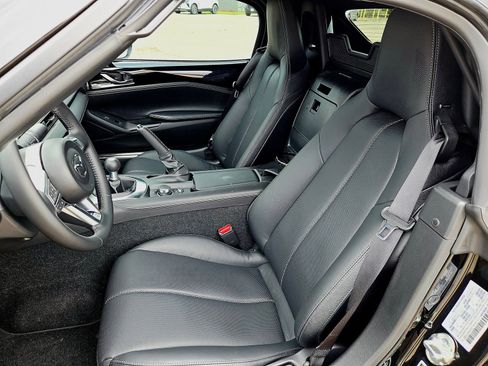 New 2026 MAZDA MX-5 Miata Grand Touring RWD image 17