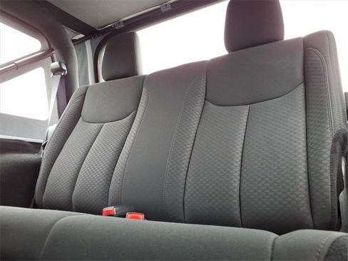 Certified 2018 Jeep Wrangler Sport image 28