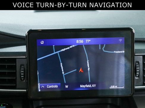 Used 2020 Ford Explorer XLT w/ Equipment Group 202A RWD image 18
