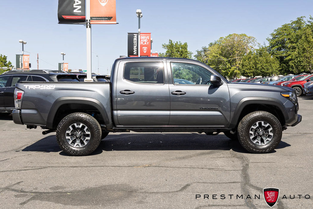 Used 2023 Toyota Tacoma TRD Off-Road w/ TRD Premium Off Road Package AWD/4WD image 23