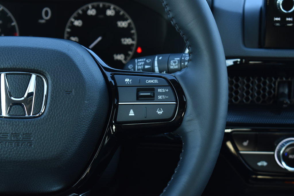 Used 2023 Honda CR-V EX-L image 16